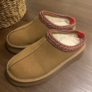 Cozy toes slipper boots